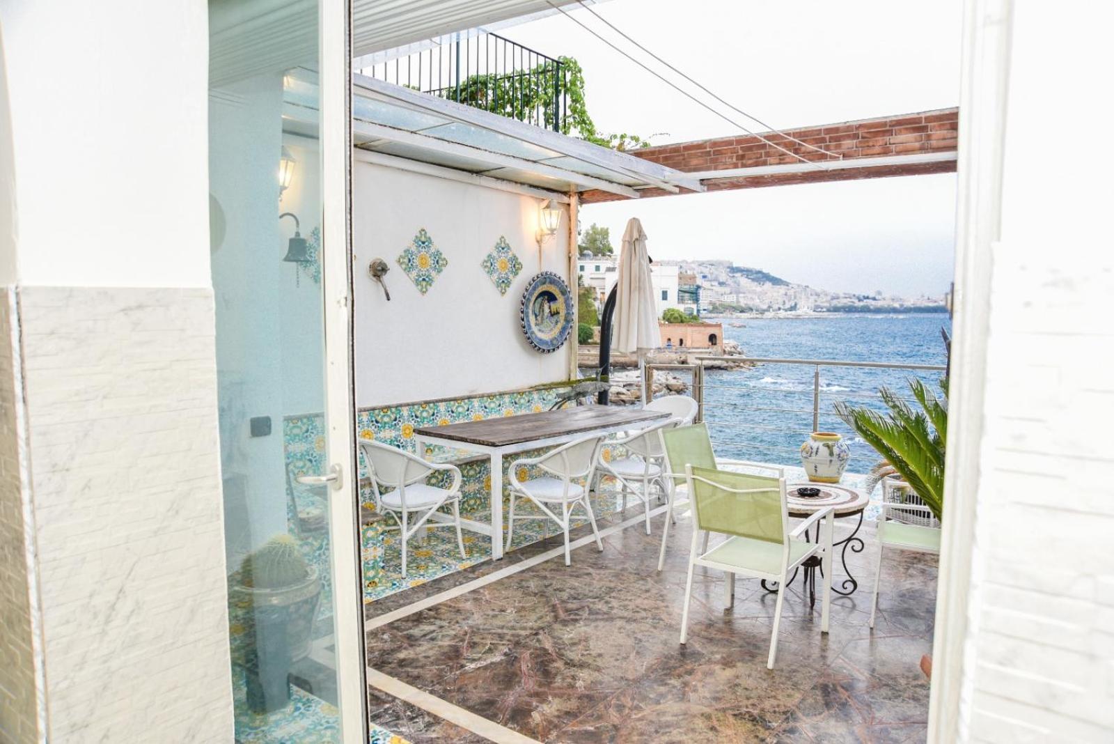 Апартаменты La Casa Sul Mare Неаполь Экстерьер фото